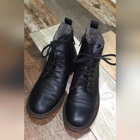ZARA Boys Black Leather Combat Boots - Picture 1 of 6